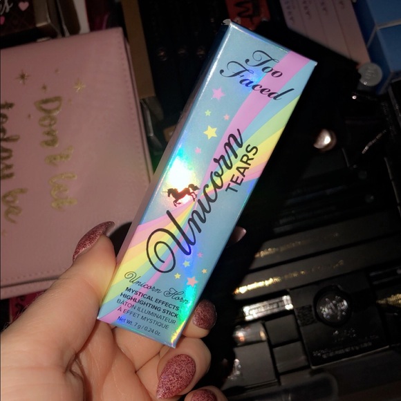 🎀Too Faced Unicorn Tears Highlighter Stick New🎀 - Picture 3 of 6